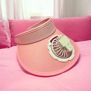 Gorro con vicera para niña